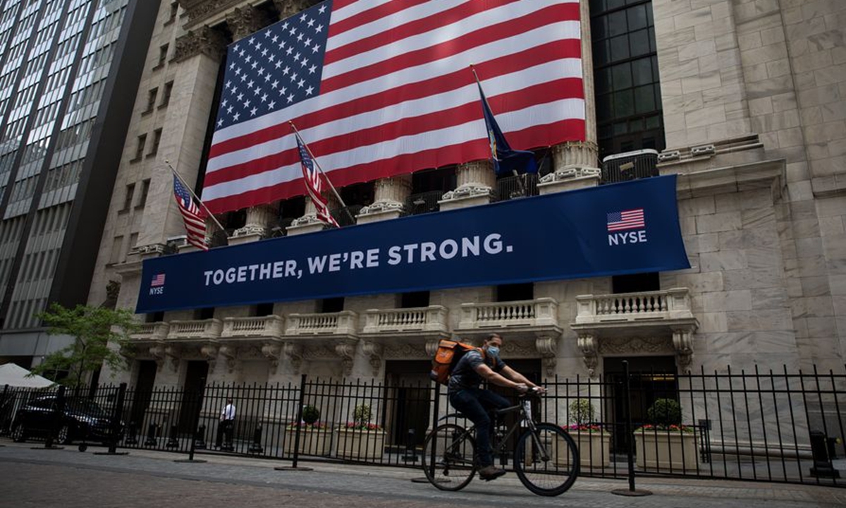 Understanding the S&amp;P 500 PE Ratio: A 